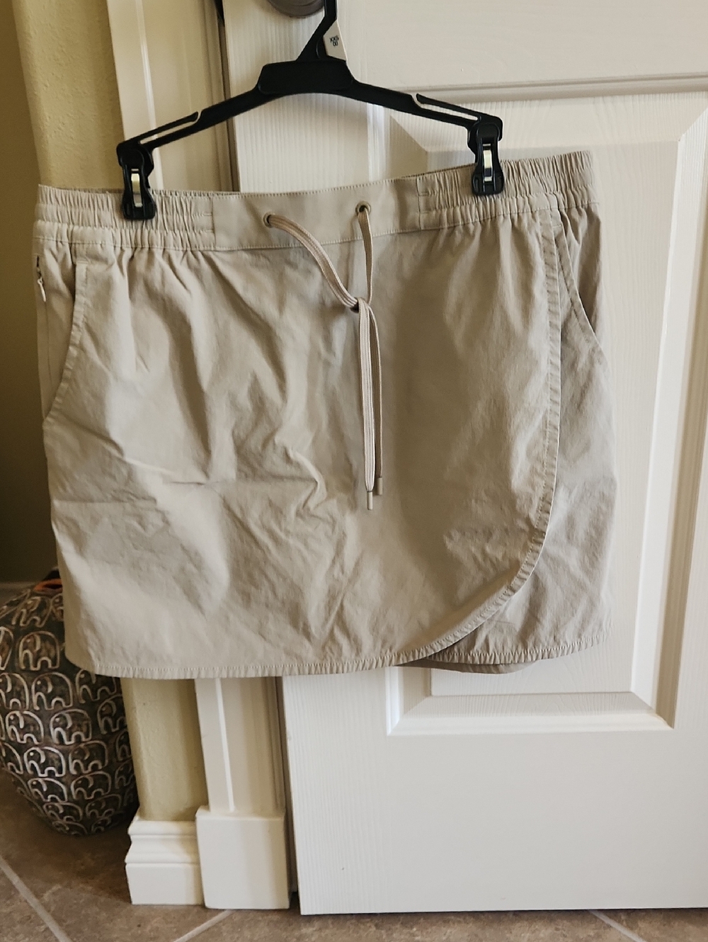 Eddie Bauer Beige Drawstring Skort